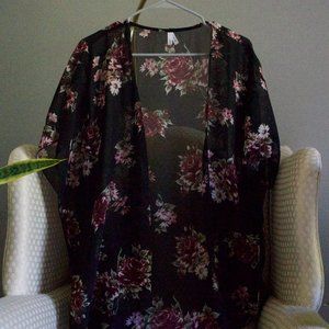 Black floral kimono